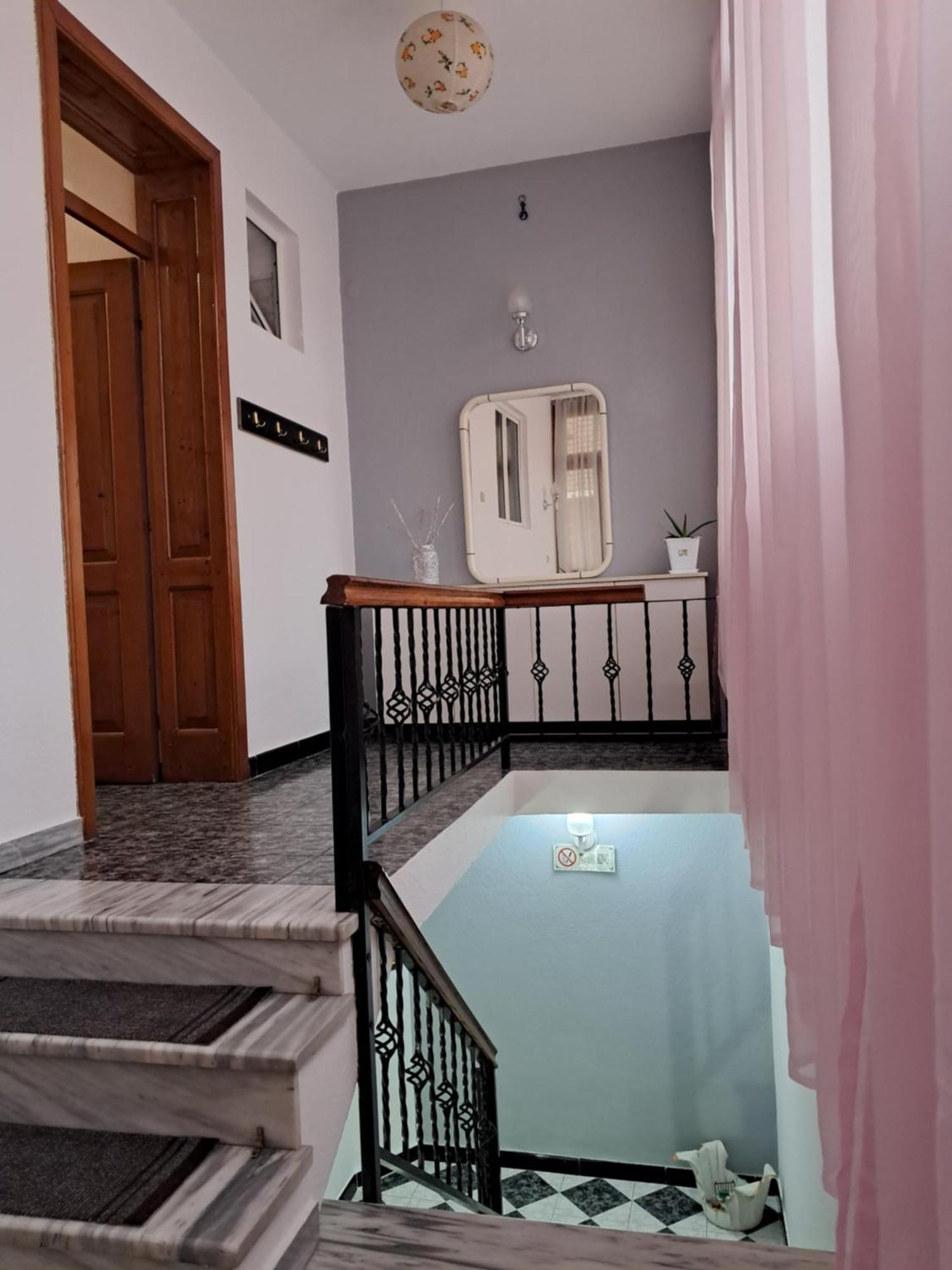 New Apartament Πόγραδετς Εξωτερικό φωτογραφία